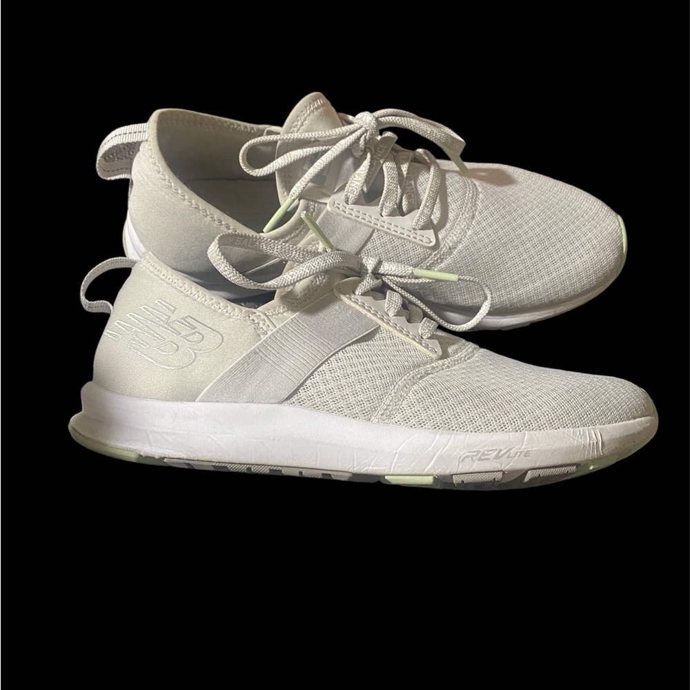 New balance walking shoes